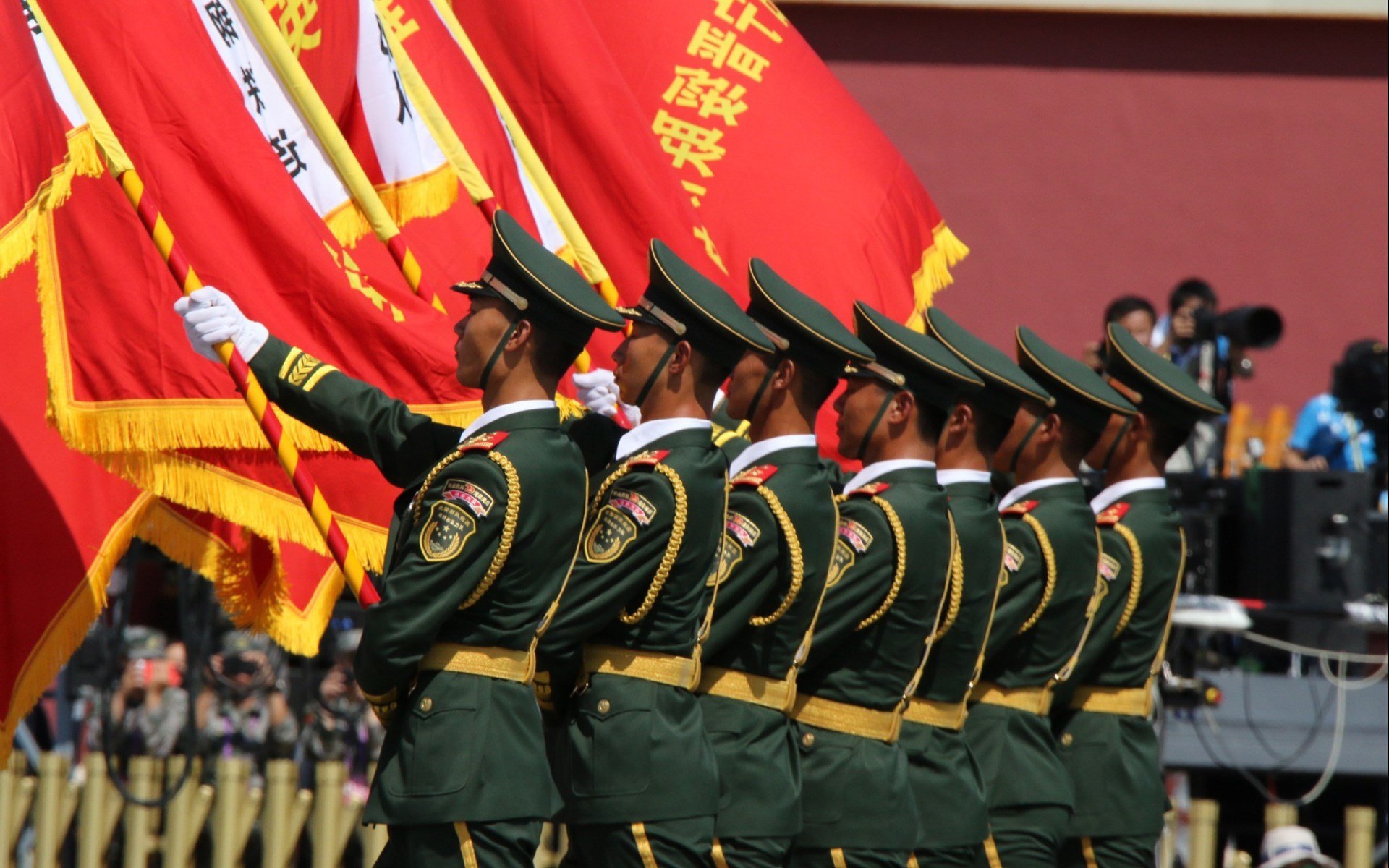 pg电子娱乐-荣耀之夜，双星闪耀，从巴黎到马德里，两场加时决定冠军之心