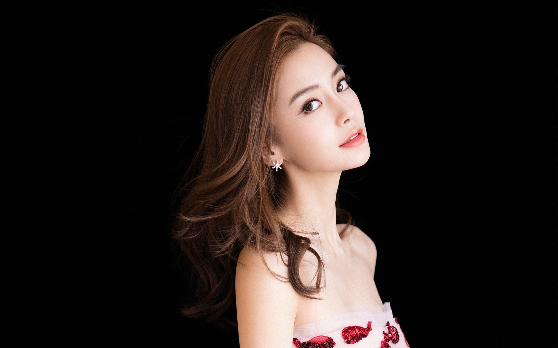 中国风暴席卷皮斯胡安，孔德一击封神，踏平塞维利亚